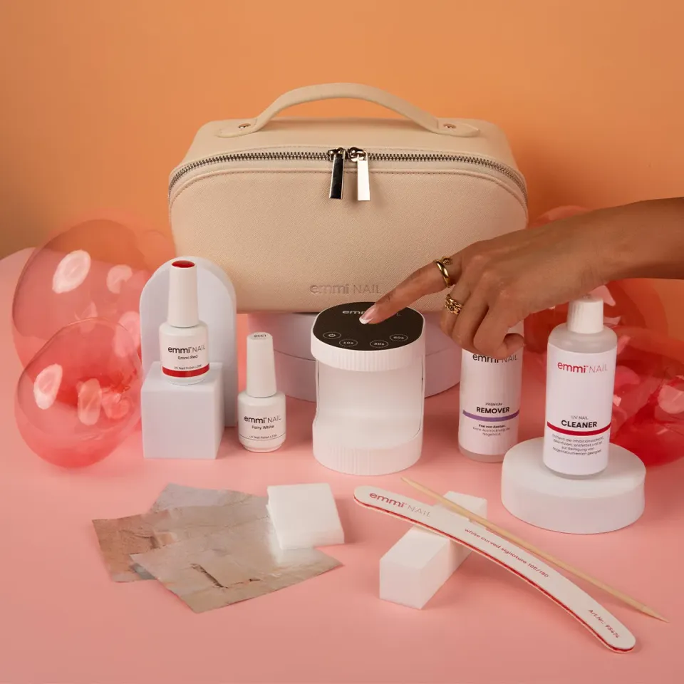 Emmi-Nail Shine2Go Shellac rejsesæt med LED-lampe