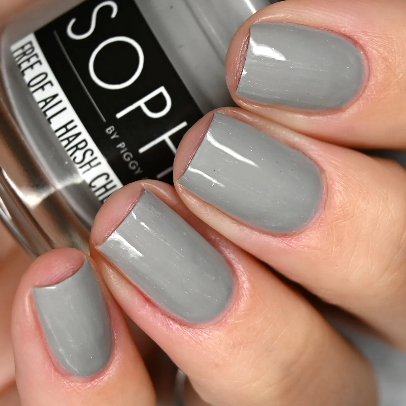 Piggy Paint SOPHi Eiffel of Love neglelak lysegrå 15 ml vandbaseret
