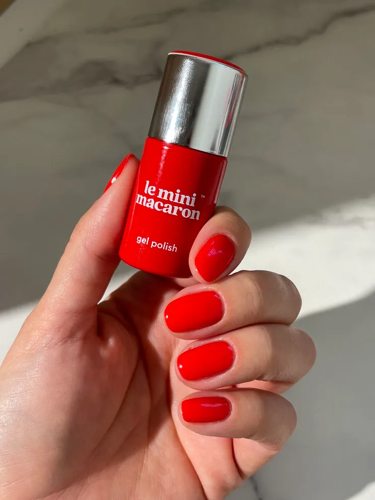 Le Mini Macaron Retro Red gellak Rød 8,5 ml 3i1