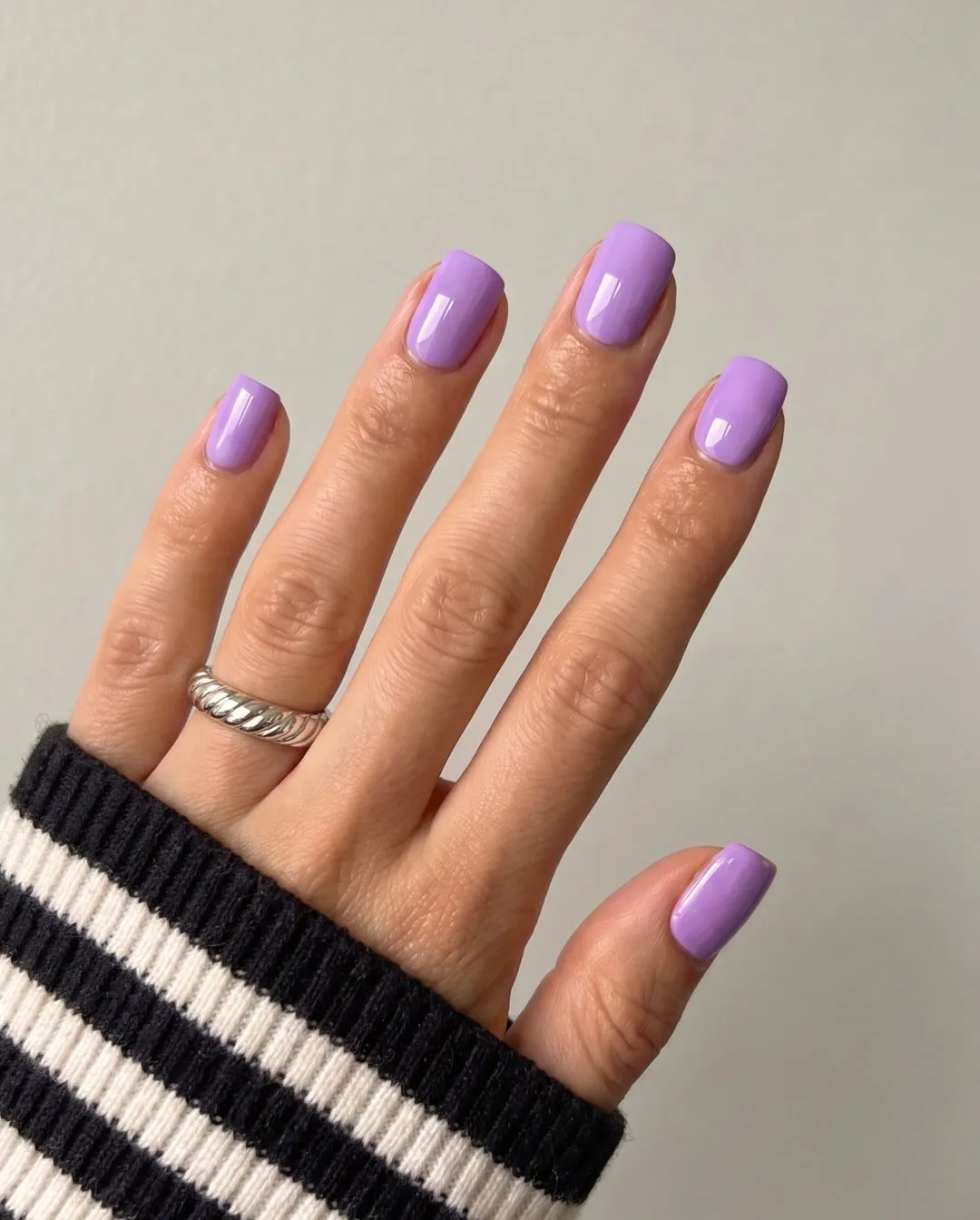 The Gel Collection 151 Not Sorry gel polish lilla