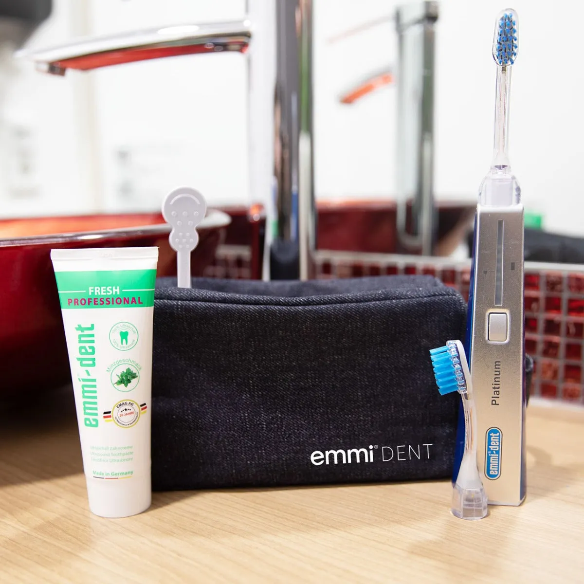 Emmi-Nail emmi-Dent Travel Bag rejsetaske blå