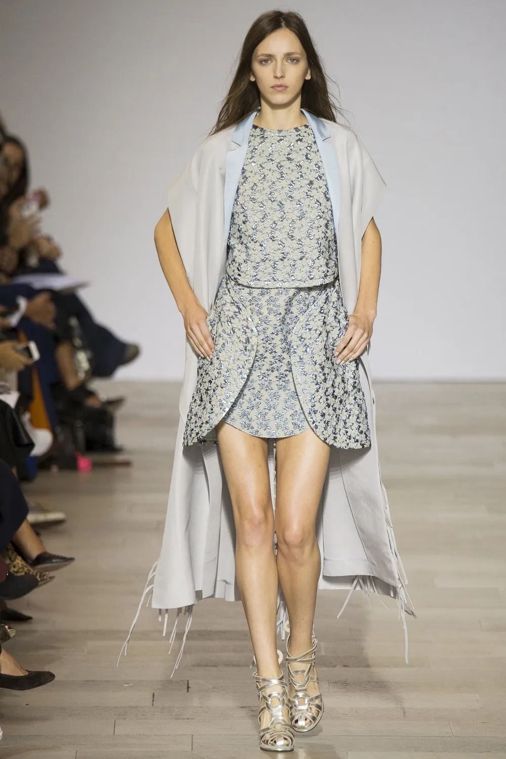 LVX Aria neglelak one coat crème lys cementblå