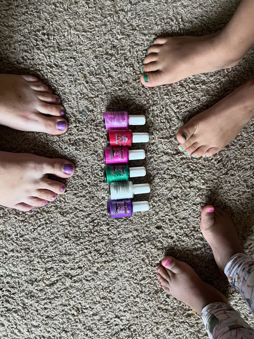Piggy Paint Jingle Nail Rock neglelaksæt 6 dele duftende