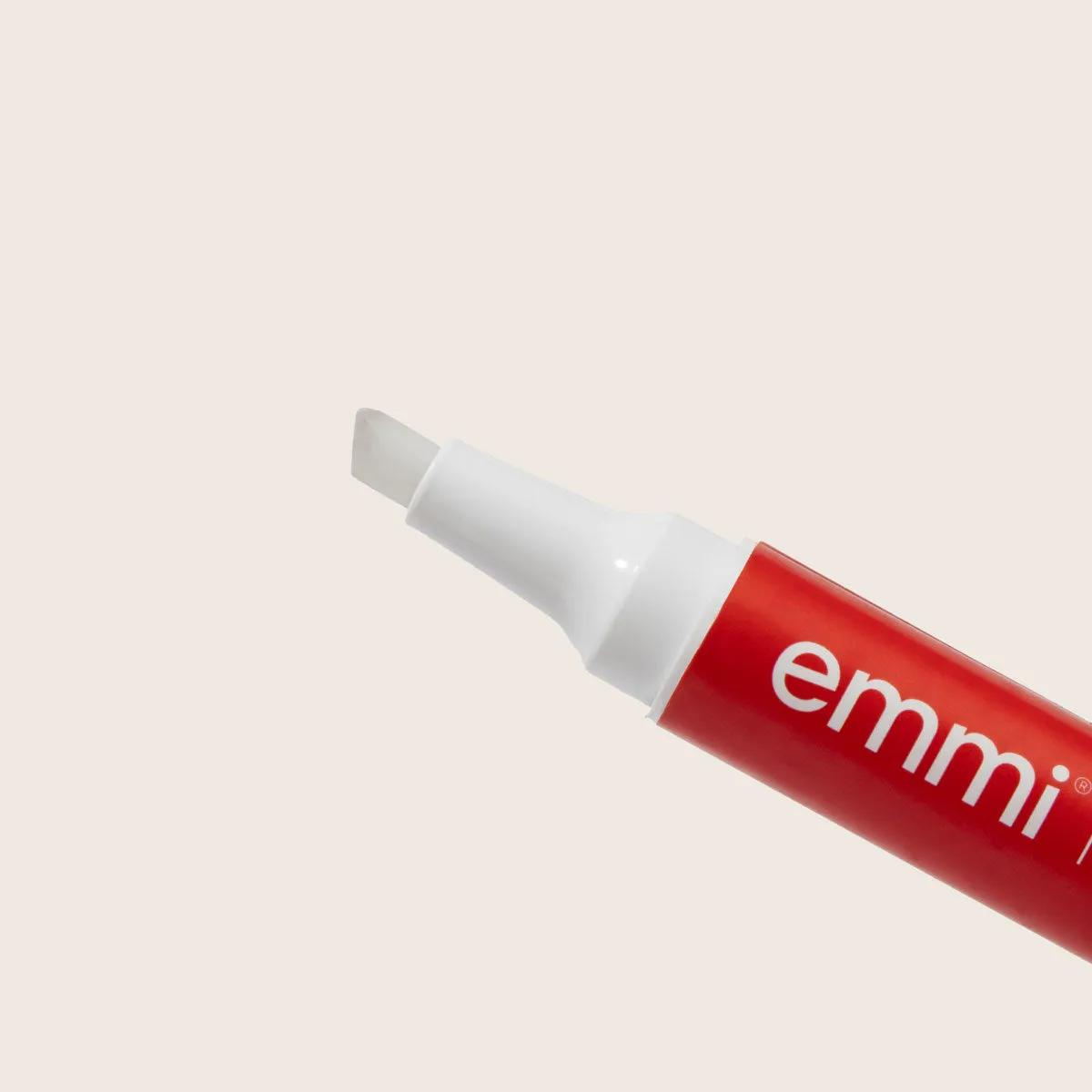 Emmi-Nail Neglelak Korrekturstift 7 ml til rene kanter