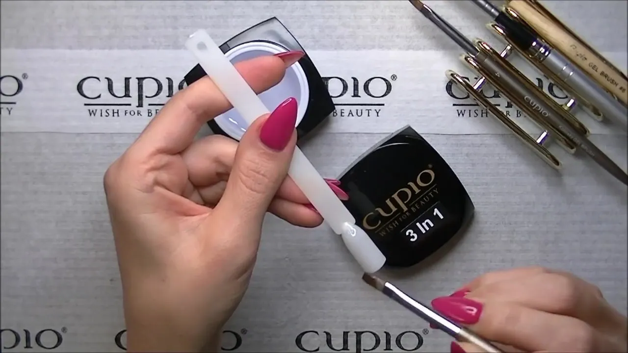 Cupio Nordic Gel UV 3 in 1 builder gel