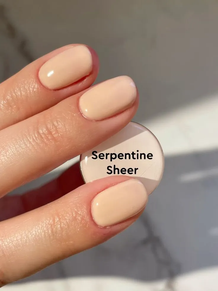Le Mini Macaron Serpentine Sheer gellak 8,5 ml neutral