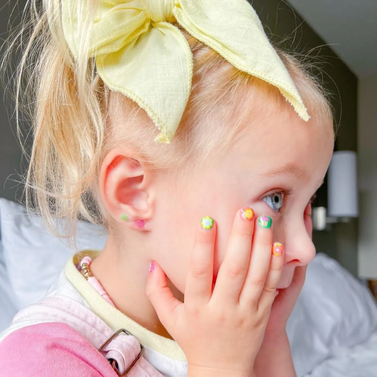 Piggy Paint Stick & Stay Earrings klisterøreringe