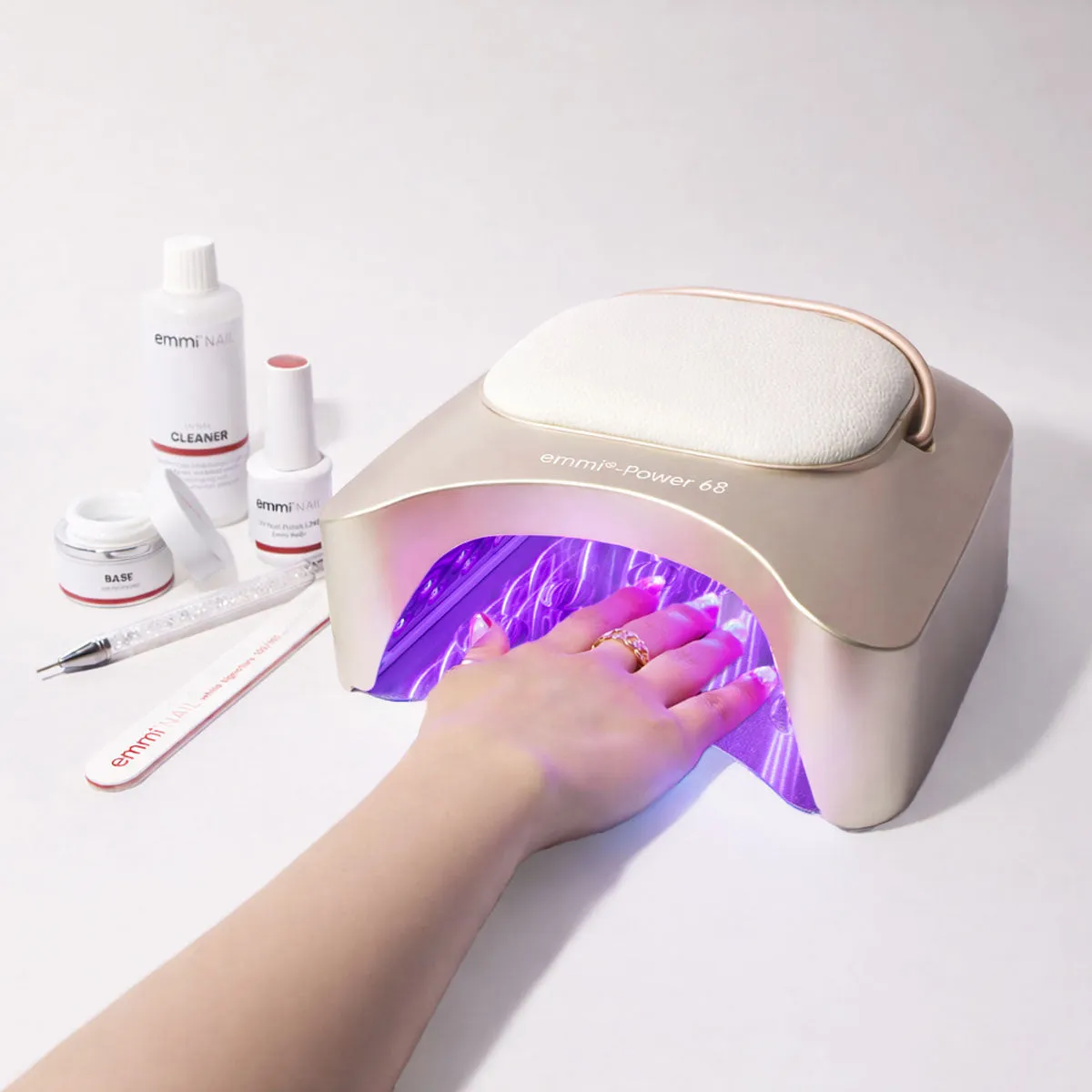 Emmi-Nail Power 68 UV LED neglelampe akku