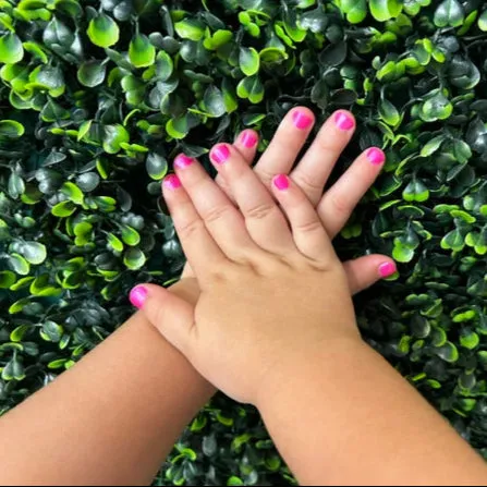 Piggy Paint LOL neglelak neon magenta shimmer 15 ml