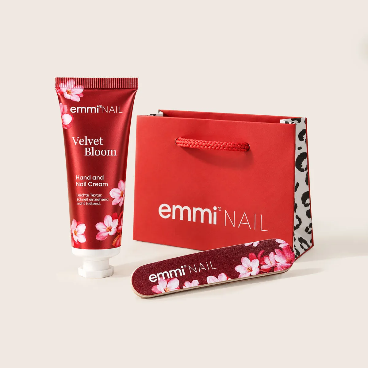 Emmi-Nail Little Nail Treat negleplejesæt 30 ml sandeltræ
