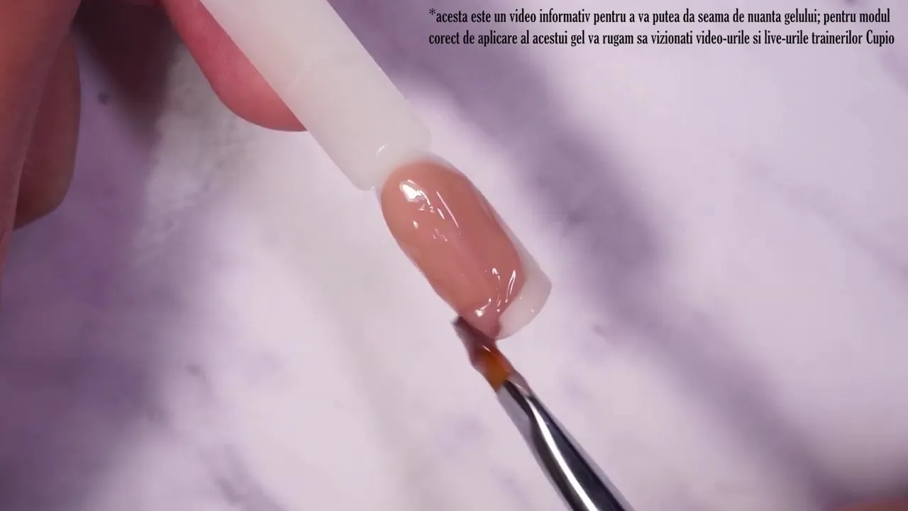 Cupio Nordic Supreme Sculpting Cover Gel stabil