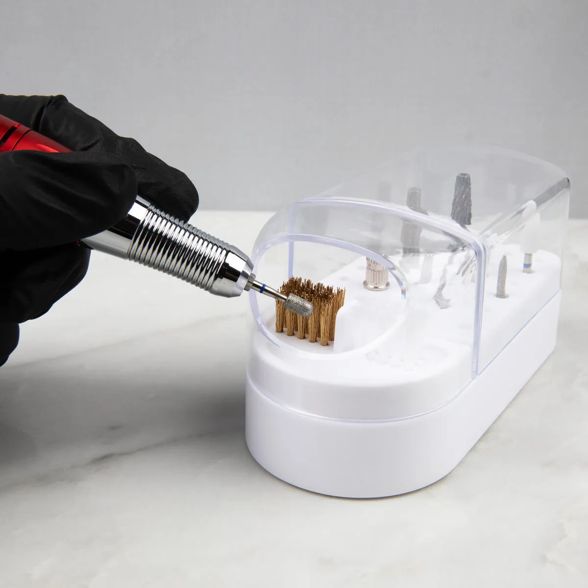 Emmi-Nail Bitholder opbevaringsboks 30 huller akryl