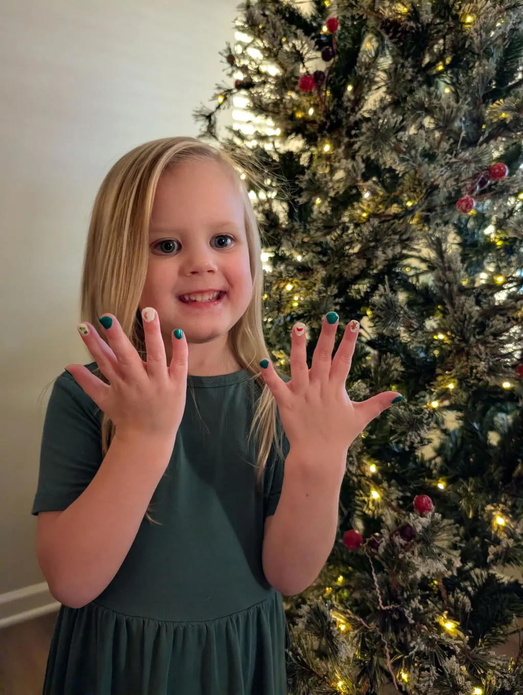 Piggy Paint Jingle Nail Rock neglelaksæt 6 dele duftende