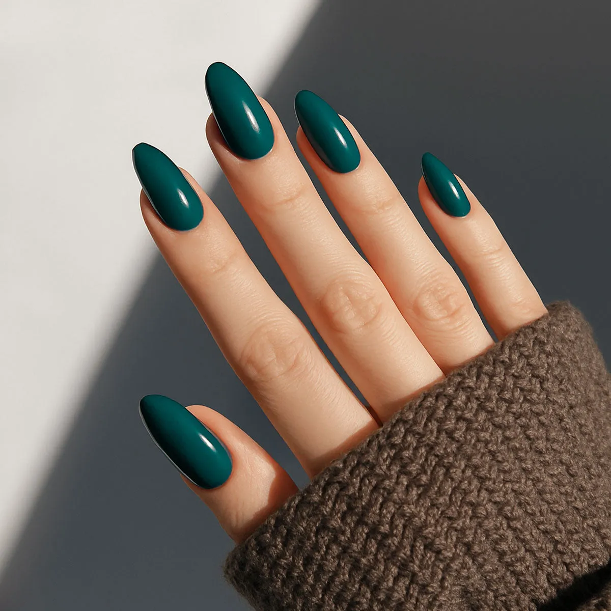 Emmi-Nail Shellac Miami Midnight L472 UV-lak 15ml
