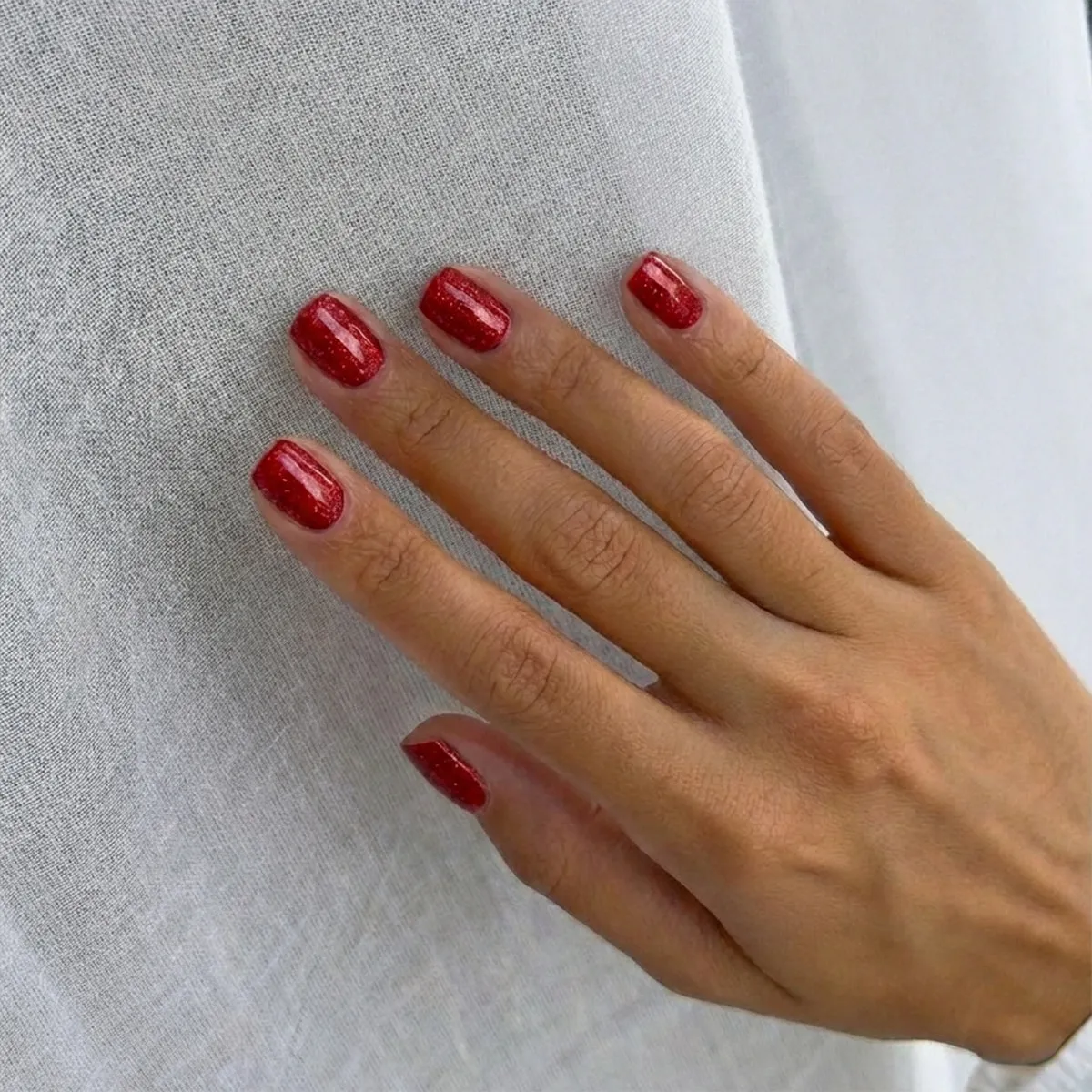 Emmi-Nail Strawberry Glam F097 farvegel rød glitter 5 ml