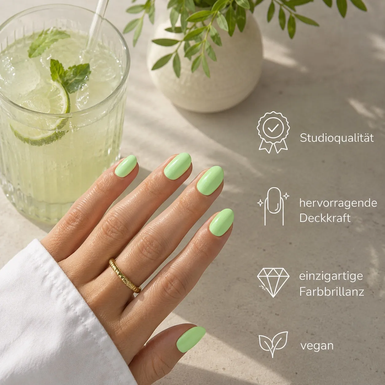 Emmi-Nail Farbgel Othello F320 farvegel 5 ml mintgrøn