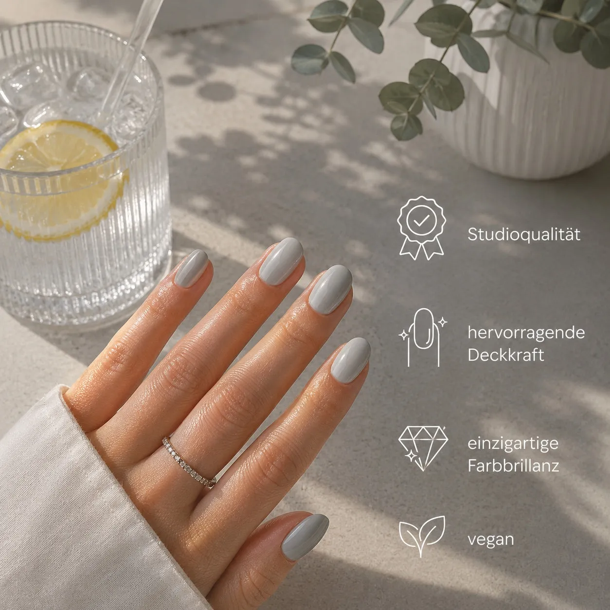 Emmi-Nail Bright Grey F371 farvegel 5 ml lysegrå